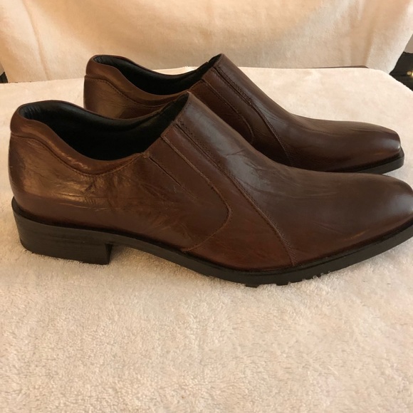 NWT DKNY Designer Men’s Shoes, Size 10.5 (U.S.) - Picture 4 of 8